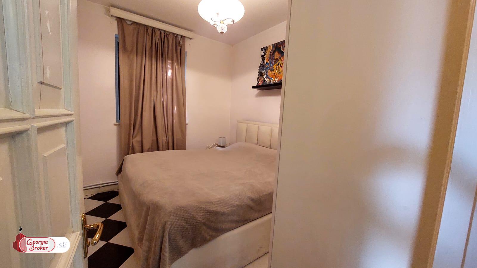 იყიდება ახალი გარემონტებული 5 ოთახიანი  აგარაკი წეროვანში